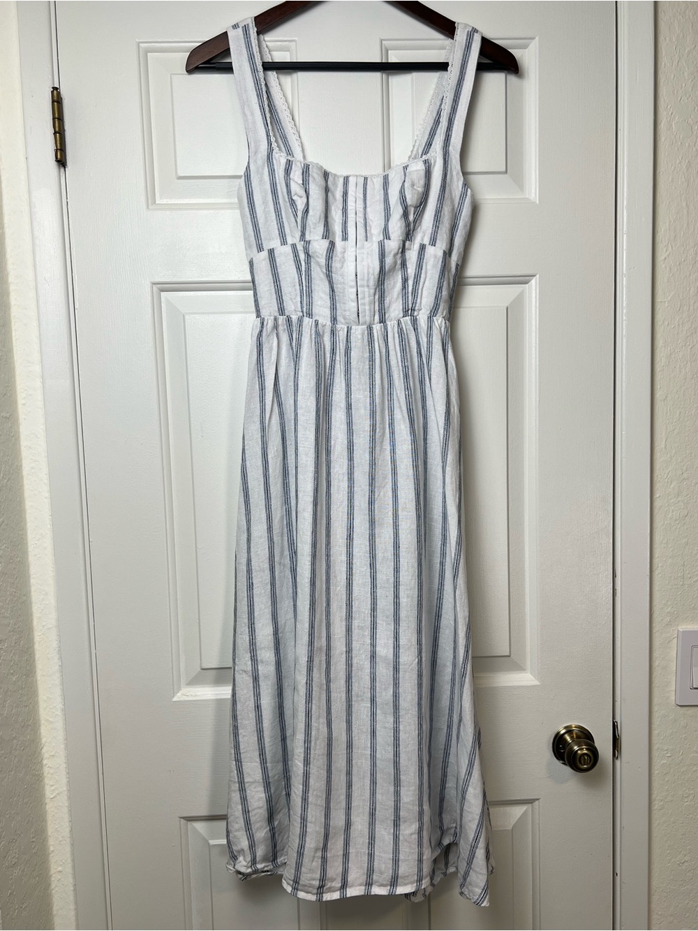Reformation Tagliatelle Linen Dress in Harbor Stripe (Size 0) - Picture 3 of 9